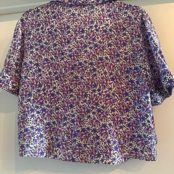 FAVORITE DAUGHTER: Savannah Floral Short Sleeve Button-up Shirt In Purple floral - Picture 8 of 8